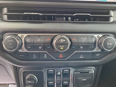 2026 Jeep Gladiator Willys