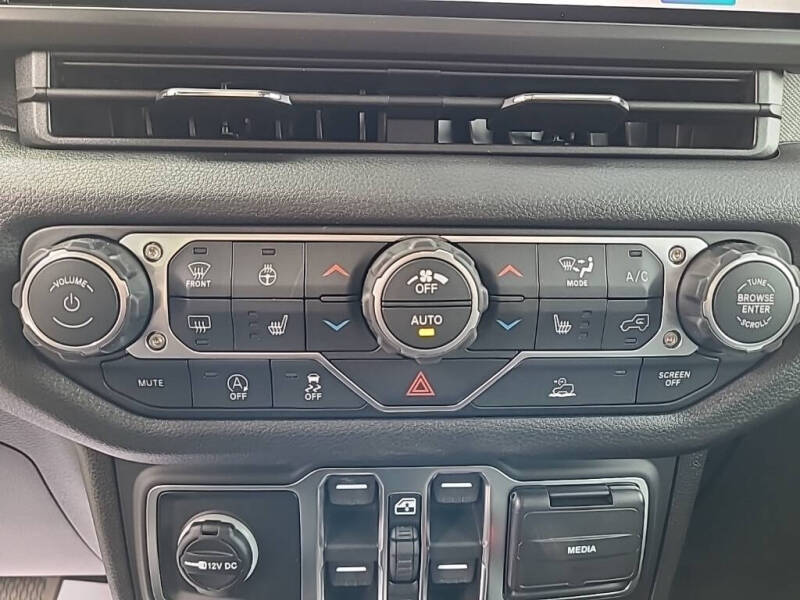 2026 Jeep Gladiator Willys