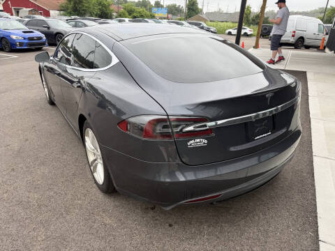 2015 Tesla Model S 70D