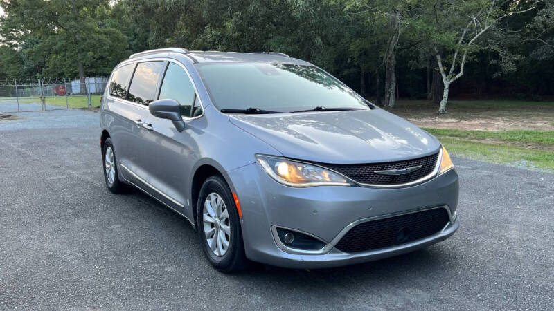 2019 Chrysler Pacifica for sale at EMH Imports LLC in Monroe NC