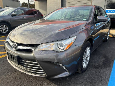 2016 Toyota Camry for sale at K & B AUTO SALES LLC in Saint Louis MO