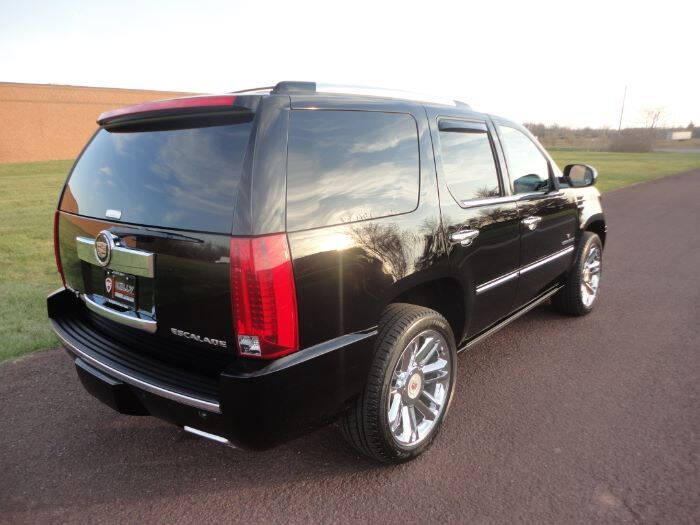 2013 Cadillac Escalade Platinum Edition