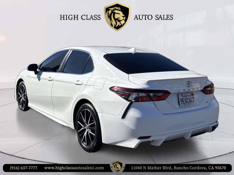 2023 Toyota Camry SE