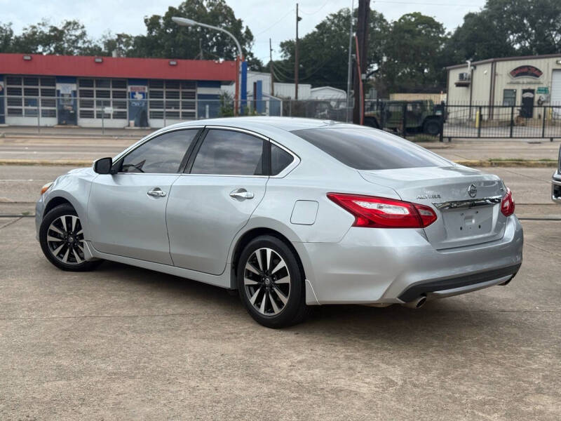 2017 Nissan Altima 2.5 SV