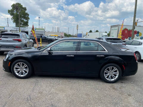 2016 Chrysler 300 C