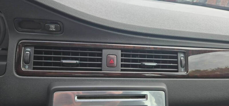 2009 Volvo V70 3.2