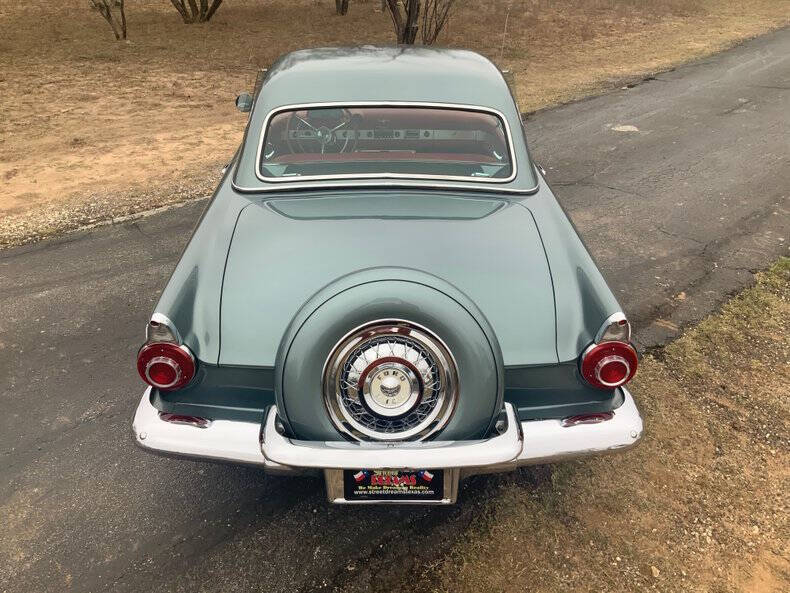 1956 Ford Thunderbird