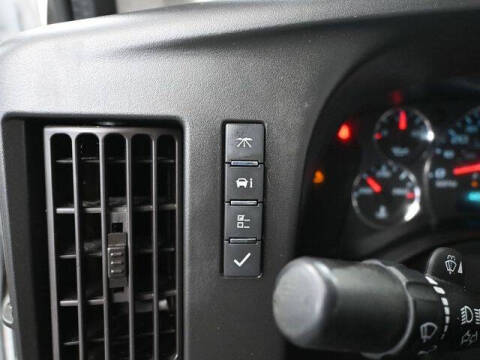 2022 Chevrolet Express 2500