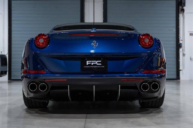 2016 Ferrari California T