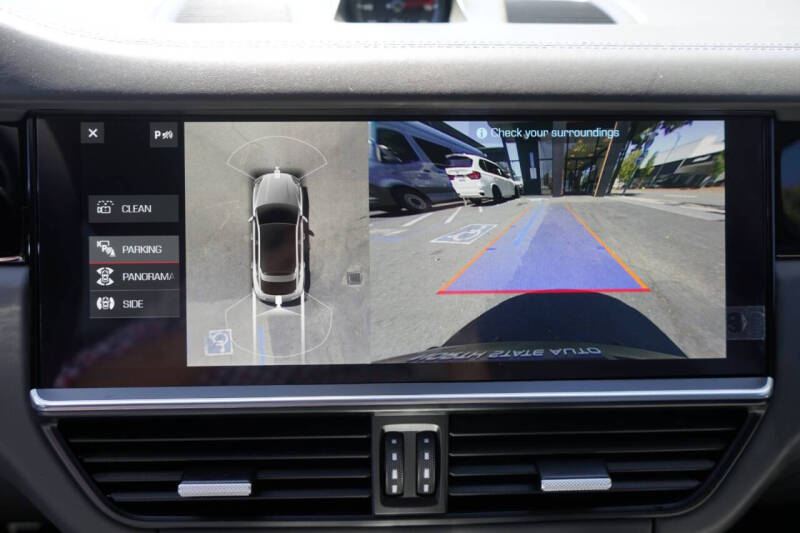 2021 Porsche Cayenne GTS Coupe