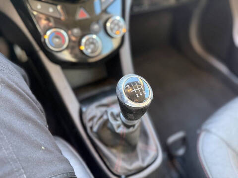 2015 Chevrolet Sonic RS Manual