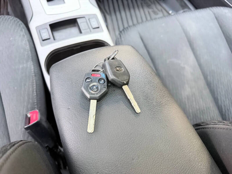 2010 Subaru Legacy 2.5i Premium