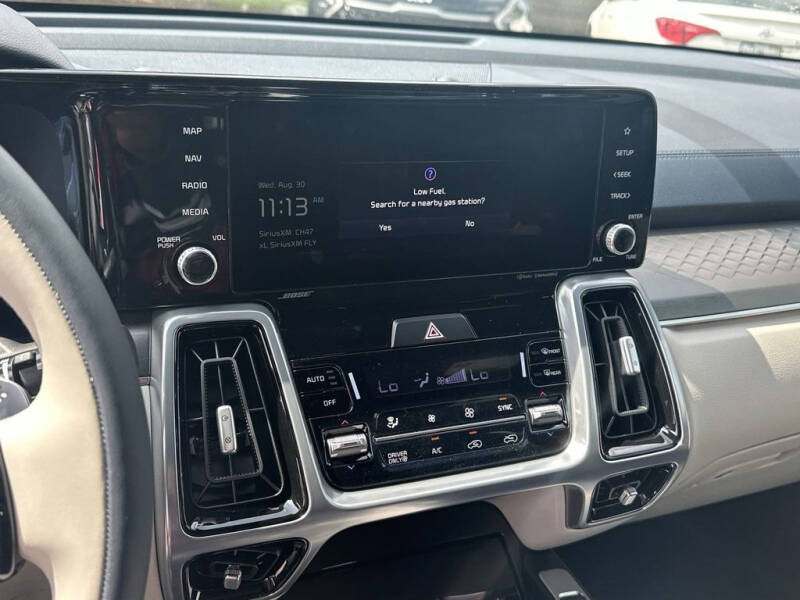 2023 Kia Sorento Plug-In Hybrid SX Prestige