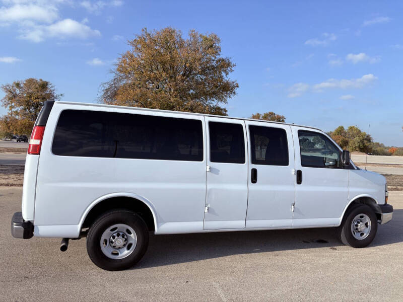 2016 Chevrolet Express LT 3500