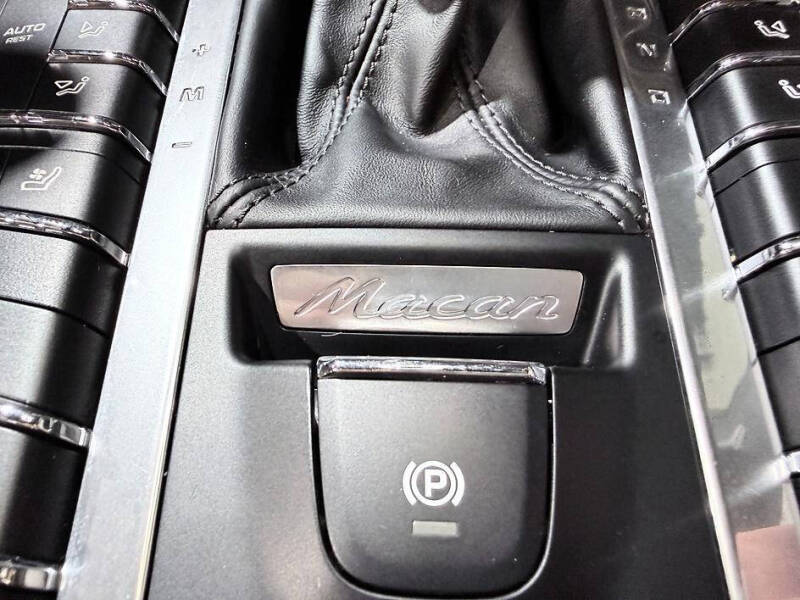 2018 Porsche Macan S