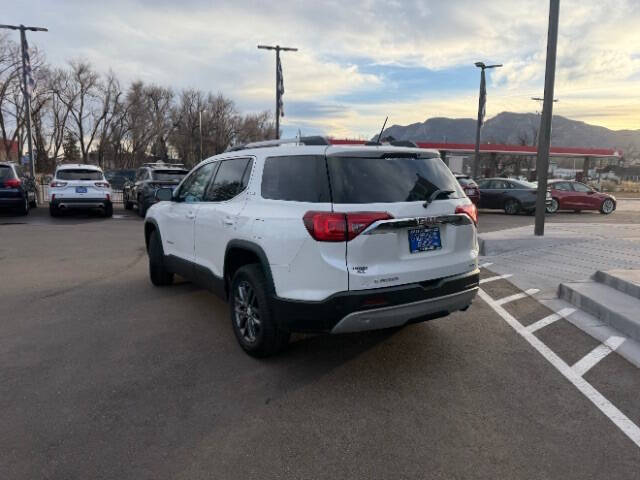 2017 GMC Acadia SLE-2