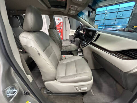 2017 Toyota Sienna