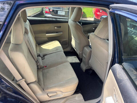 2012 Toyota Prius v Three
