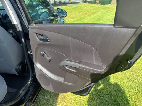 2012 Chevrolet Sonic LS