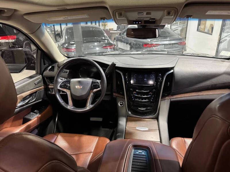 2019 Cadillac Escalade ESV Premium Luxury