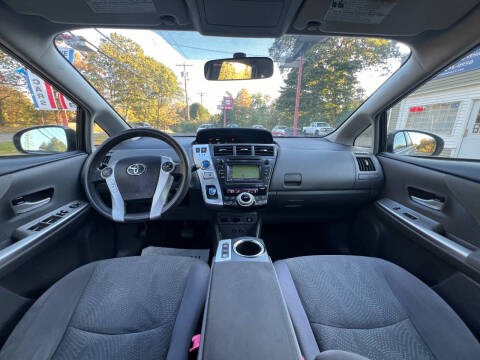 2012 Toyota Prius v Three