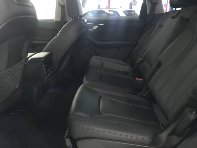 2022 Audi Q7 quattro Premium 45 TFSI