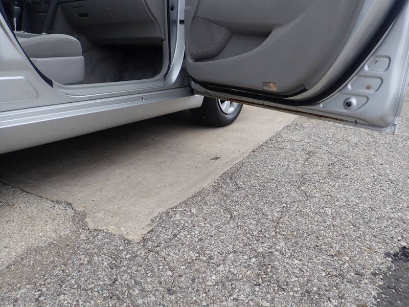 2010 Toyota Camry LE