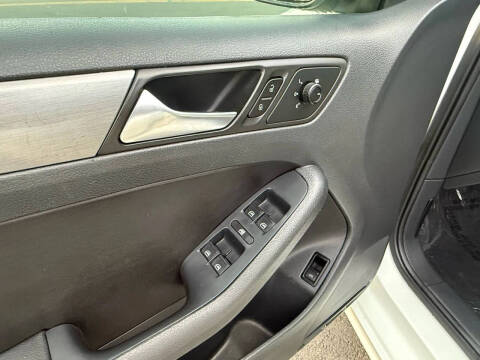 2016 Volkswagen Jetta 1.8T Sport