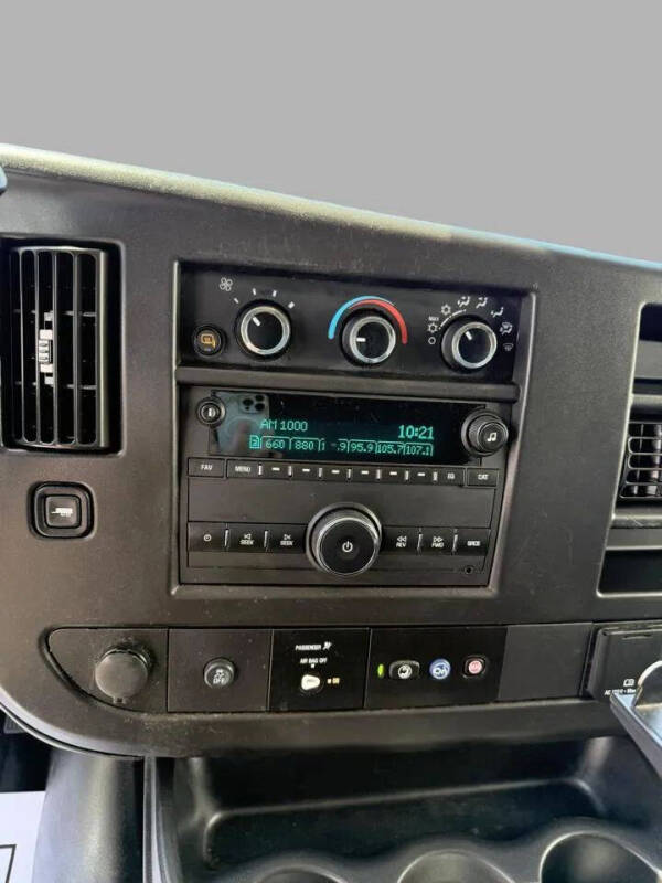 2021 Chevrolet Express 2500