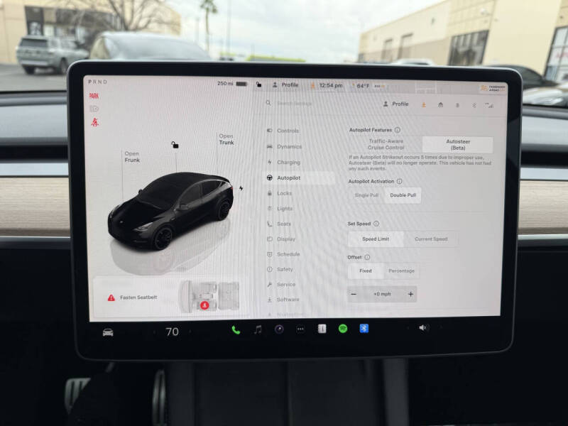 2023 Tesla Model Y Performance