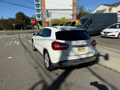 2017 Mercedes-Benz GLA GLA 250 4MATIC