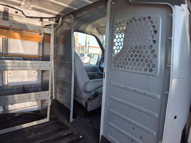 2014 Ford E-Series E-250