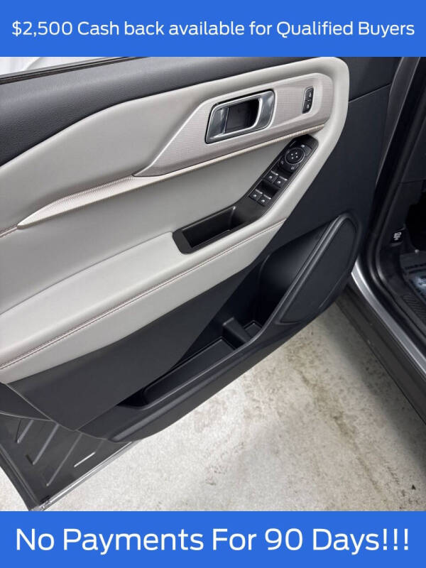 2025 Ford Explorer Active