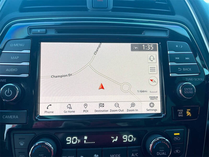 2022 Nissan Maxima 3.5 SR