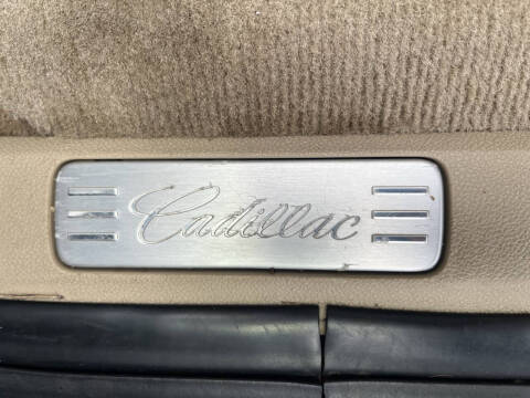 2011 Cadillac Escalade Luxury