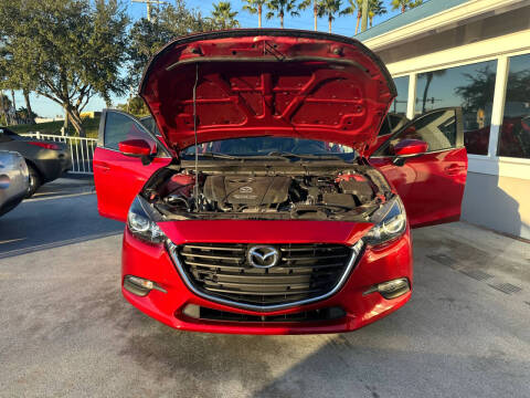 2017 Mazda MAZDA3 Touring