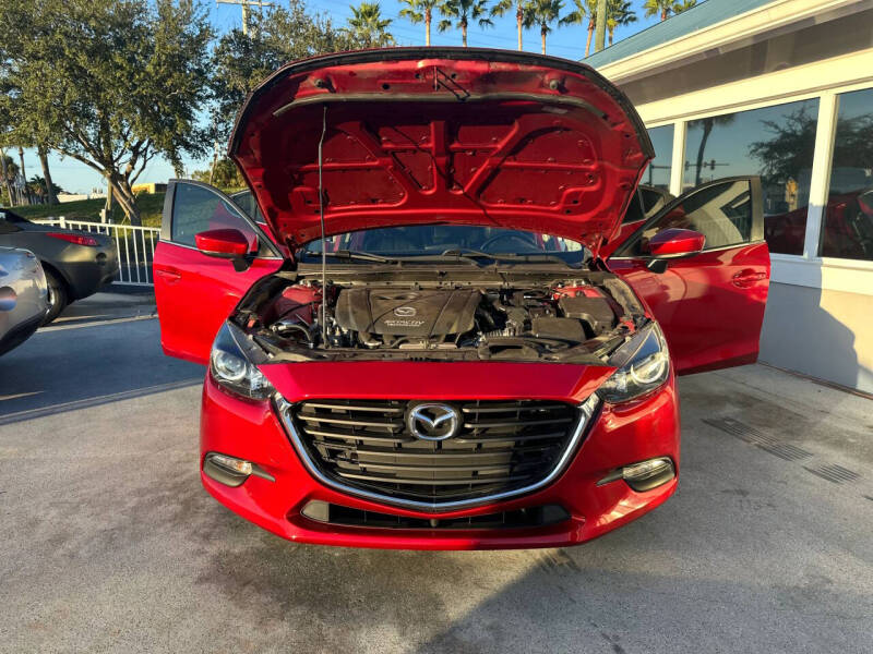 2017 Mazda MAZDA3 Touring