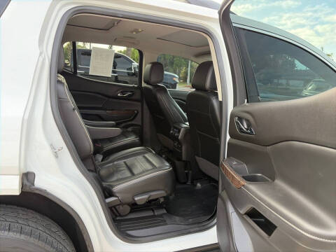 2021 GMC Acadia Denali