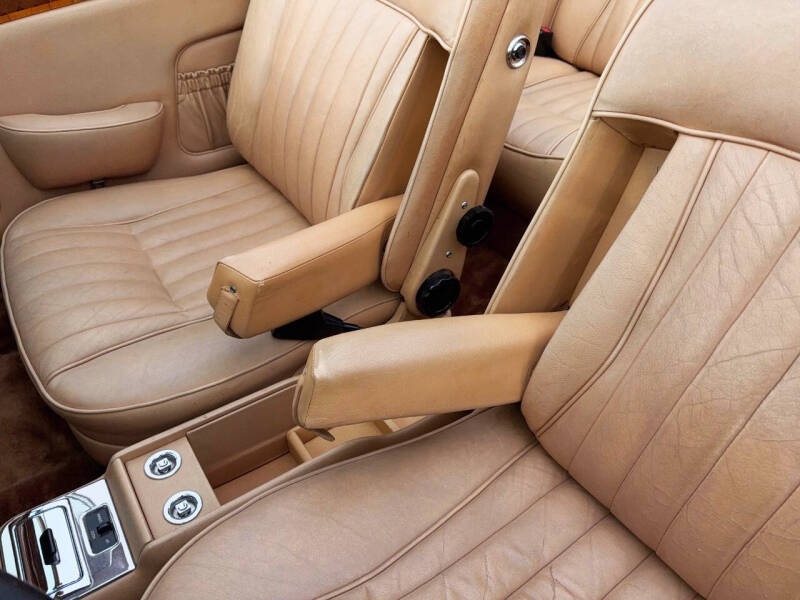 1985 Rolls-Royce Corniche
