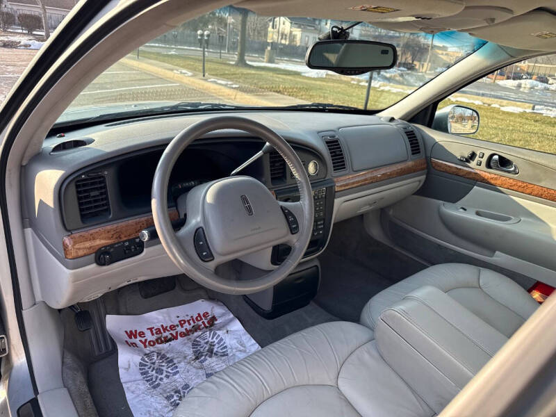 2000 Lincoln Continental