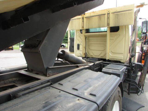 2011 International WorkStar 7400