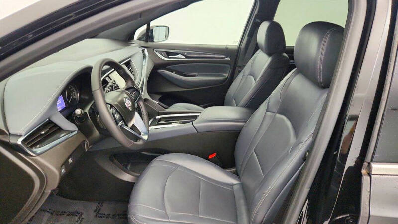 2022 Buick Enclave Essence