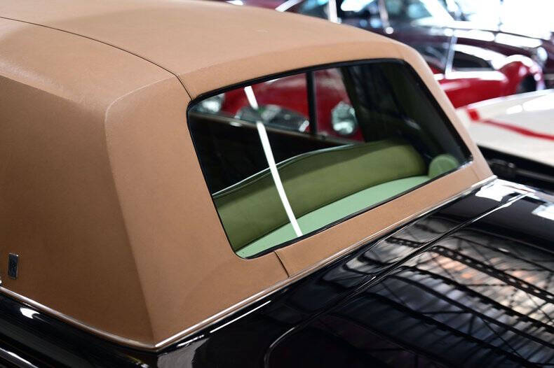 1972 Rolls-Royce SILVER CLOUD LWB