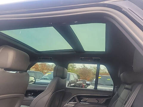 2023 Land Rover Range Rover P530 SE