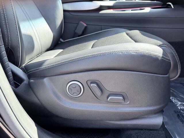 2022 Genesis GV70 2.5T Standard