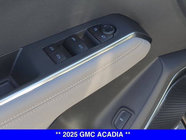 2025 GMC Acadia Elevation
