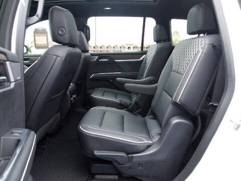 2024 GMC Acadia Denali