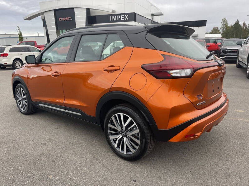 2024 Nissan Kicks SR