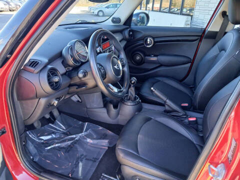 2016 MINI Hardtop 4 Door Cooper