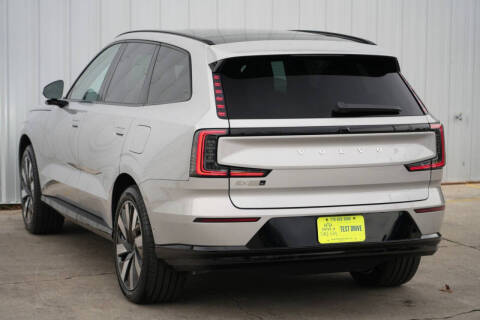 2025 Volvo EX90 Twin Plus 7P